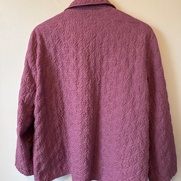 Alfred Dunner quilted snap front lightweight coat - Picture 6 of 6